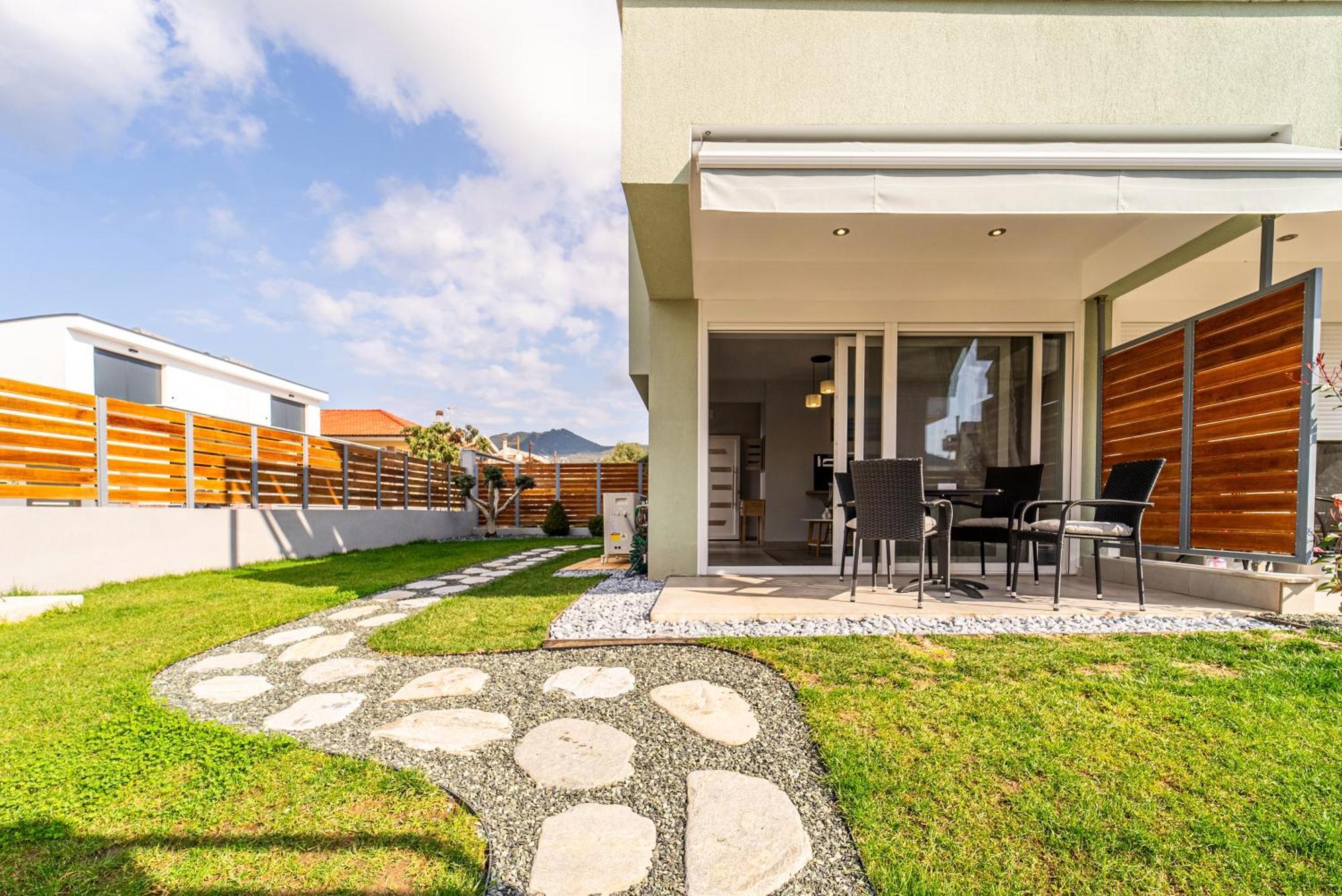 Aegean Twin Houses Nea Iraklitsa Εξωτερικό φωτογραφία